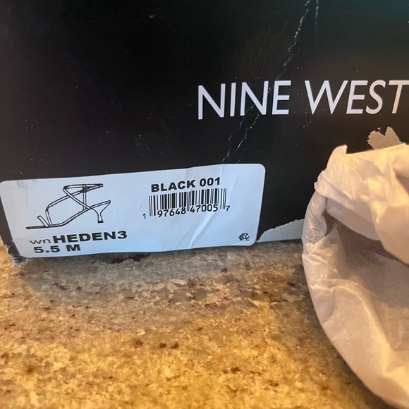 Nine West Heden Kitten Heel Sandal 5.5 - Picture 2 of 3